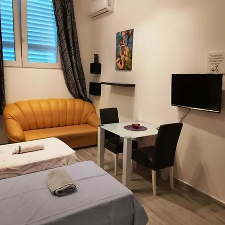 Studio apartments Appartamento *