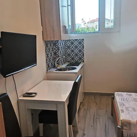 Studio Apartments Apartment